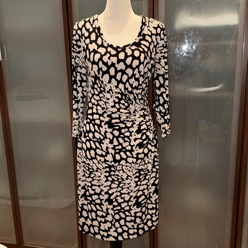 Calvin Klein midi dress 3/4 sleeves black and beige